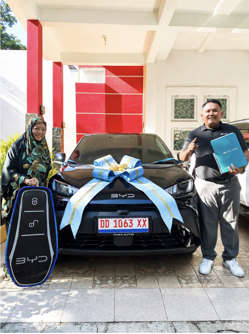 Ibu Hj. Nelly Anshari - BYD ATTO 1 Premium (Cosmos Black)